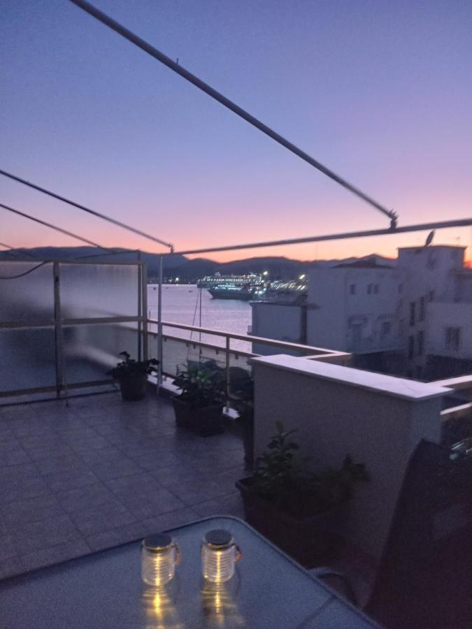Cozy Seaside Penthouse With Sea & Mountain View. Apartment Volos Bagian luar foto